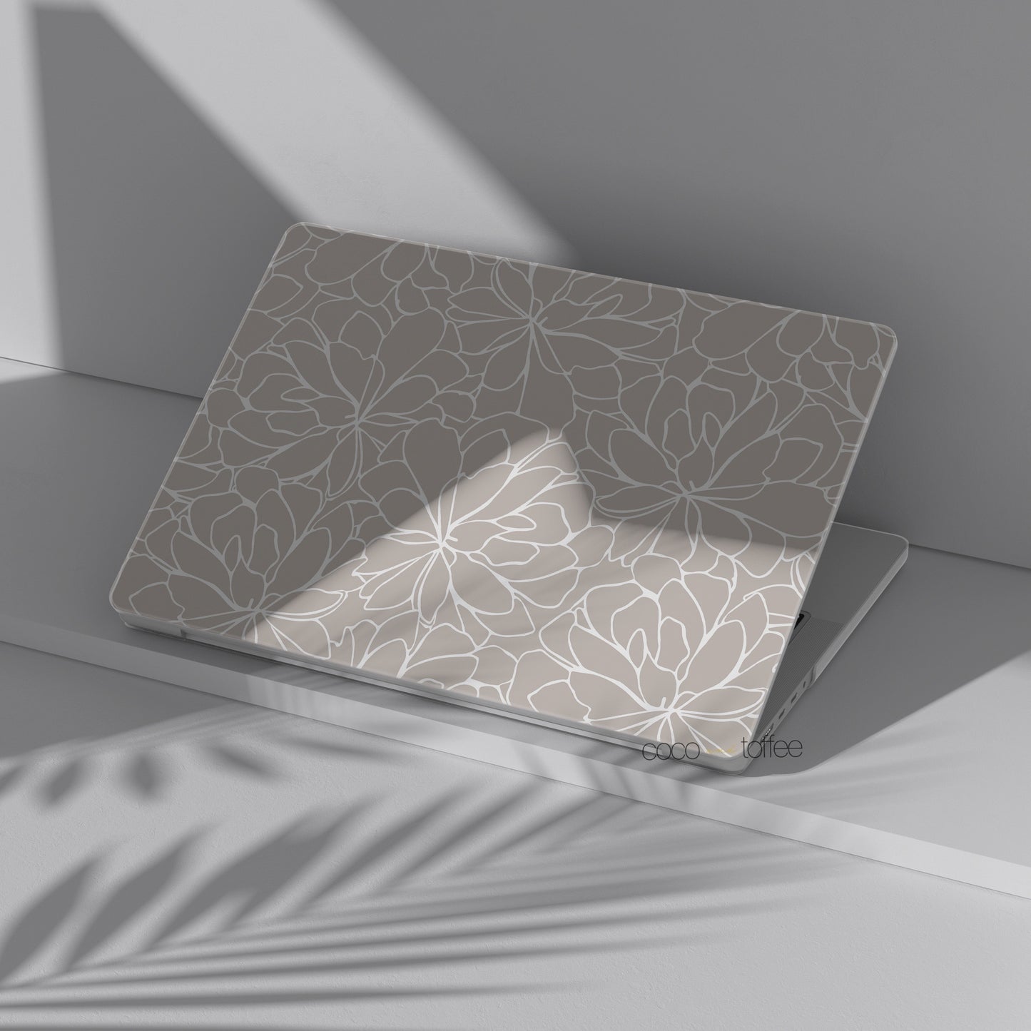Champagne Petals Flexi Case
