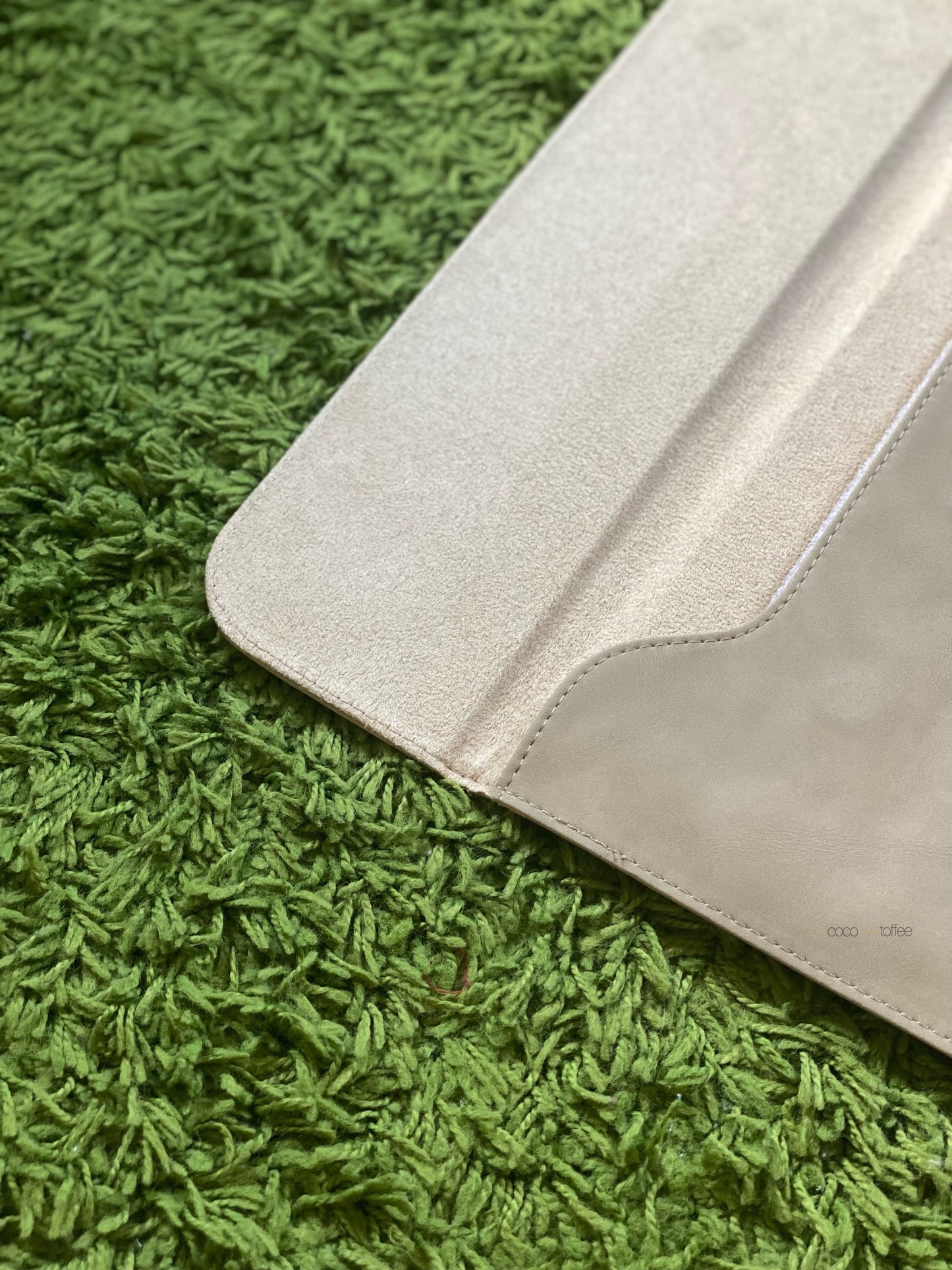 Harper Laptop Sleeve Beige