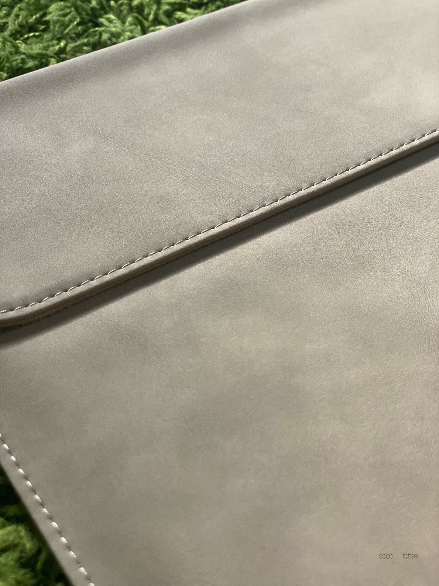 Harper Laptop Sleeve Beige