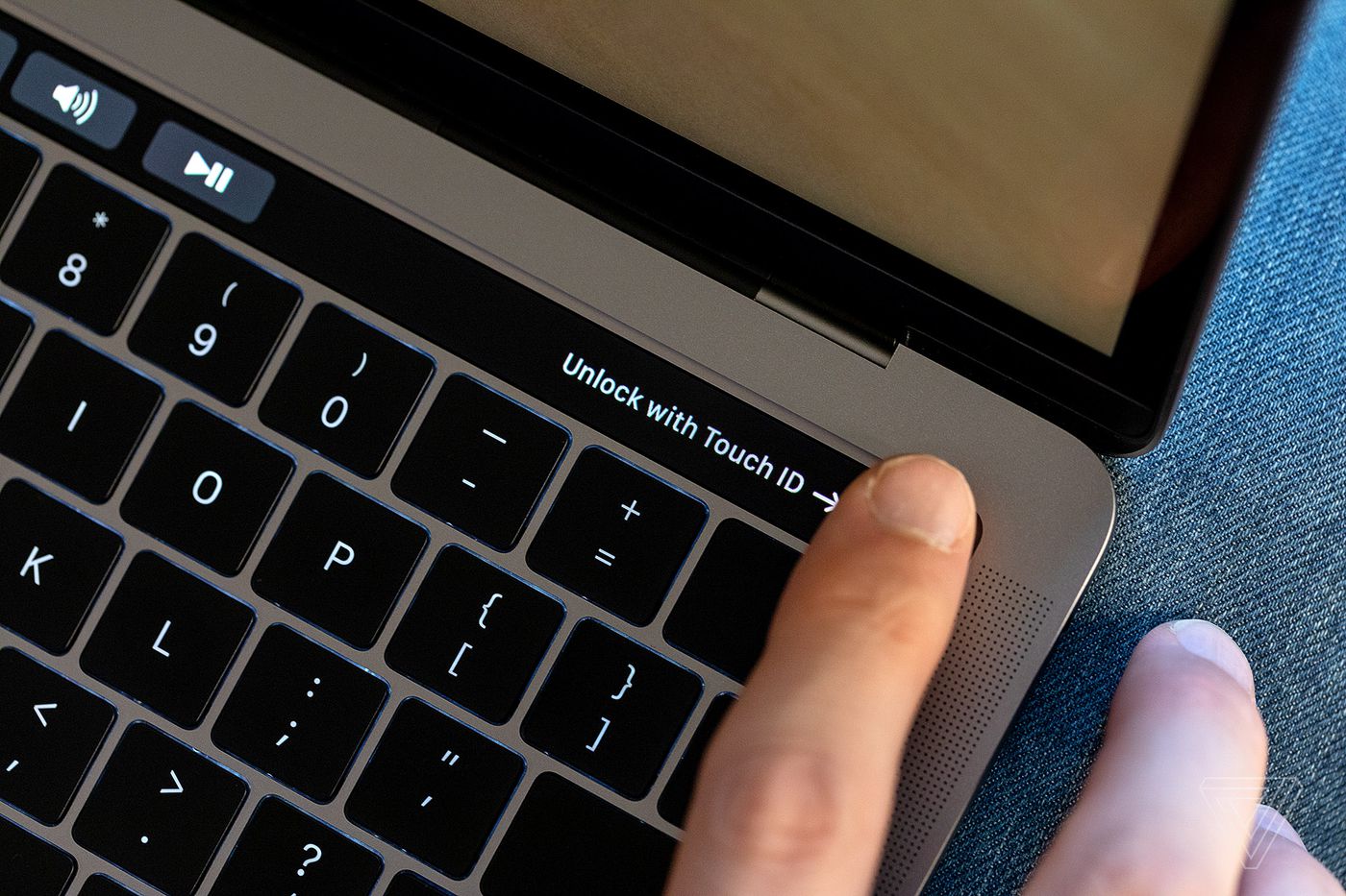 MacBook Pro 13" 2022 M1/M2 (A2338)