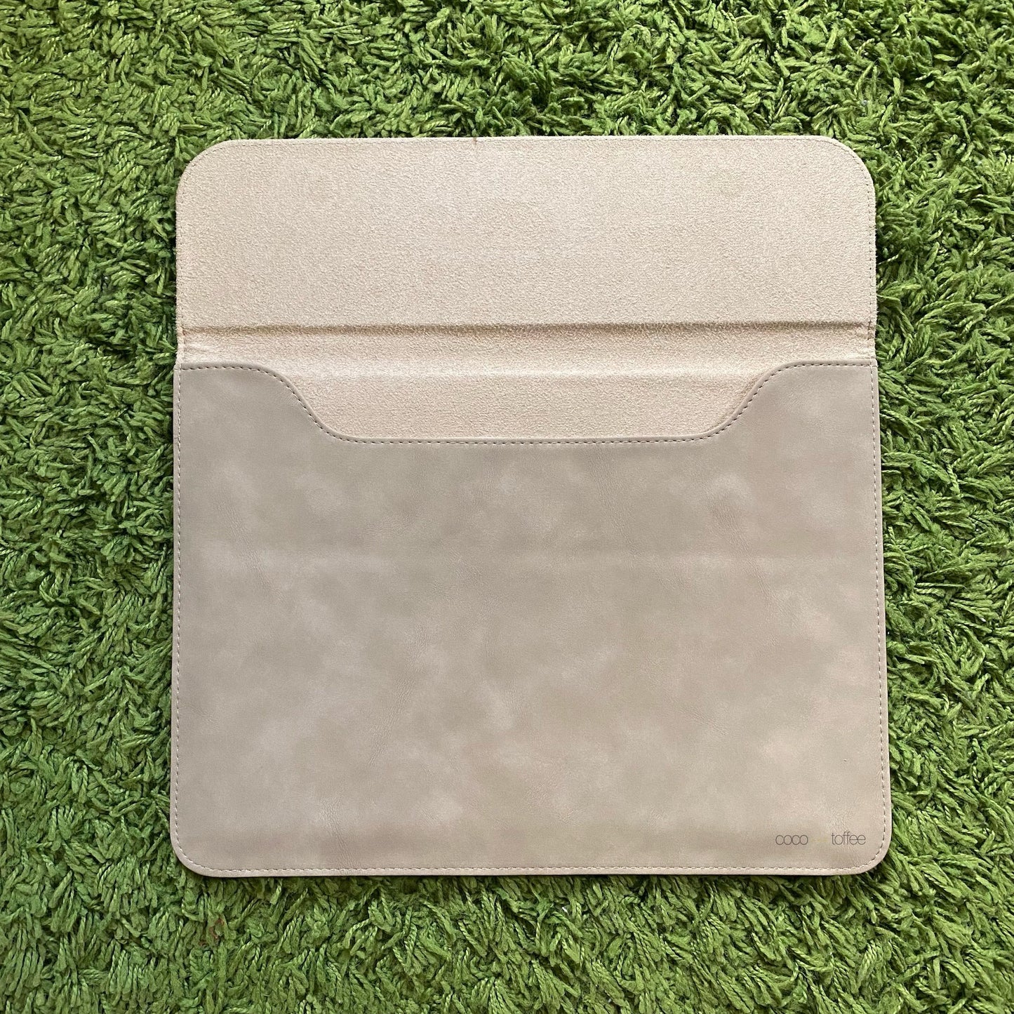 Harper Laptop Sleeve Beige